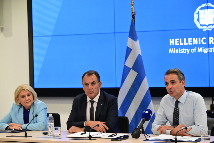 Μητσοτάκης από Υπουργείο Μετανάστευσης: Η χώρα υλοποιεί μια αυστηρή αλλά δίκαιη μεταναστευτική πολιτική