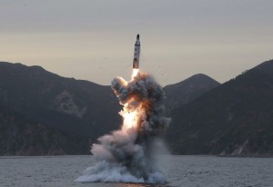 Η Βόρεια Κορέα προχώρησε σε εκτόξευση πυραύλου