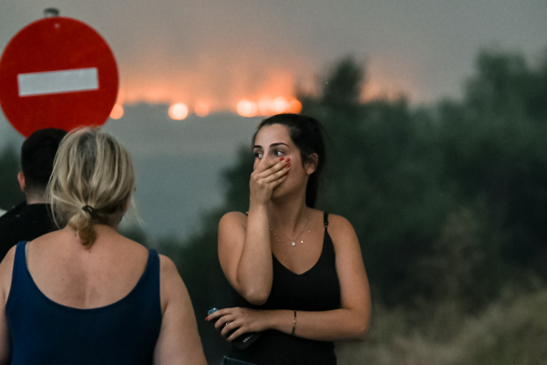 Φωτιά στην Αχαΐα: Διακοπή κυκλοφορίας σε νέα και παλαιά εθνική Πατρών- Πύργου