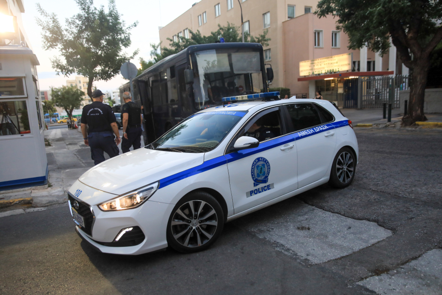 Εξαρθρώθηκε συμμορία με ανήλικα μέλη που πωλούσε ναρκωτικά σε Ψυχικό, Παπάγου και Χαλάνδρι