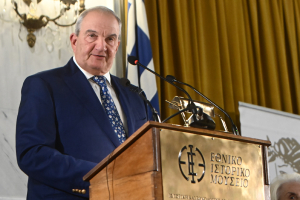 Ζαχαριάδης για Καραμανλή: Η πολιτική Μητσοτάκη δεν γίνεται ανεκτή ούτε από εσωτερικές δυνάμεις