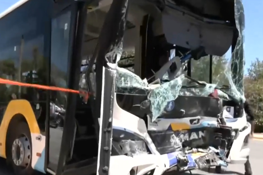 Τροχαίο στη Βούλα: «Αδιευκρίνιστα ακόμα τα αίτια», τα πρώτα στοιχεία από την Κοινοπραξία Συγκοινωνιών Αττικής