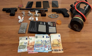 Τρεις συλλήψεις σε Θησείο και Κεραμεικό για διακίνηση ναρκωτικών - Ανάμεσά τους δύο ανήλικοι