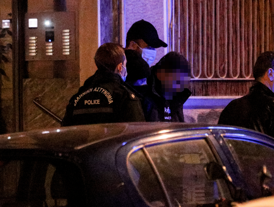 Γυναικοκτονία στους Αμπελοκήπους: 39χρονος σκότωσε την γυναίκα του με σφυρί και την έκρυψε στο πατάρι