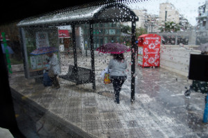 Αγριεύει ο καιρός την Κυριακή: Βροχή, καταιγίδες και χαλάζι
