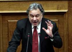 Σκληρή κόντρα Κατρούγκαλου - Βρούτση στη Βουλή για τον «Ήλιο»