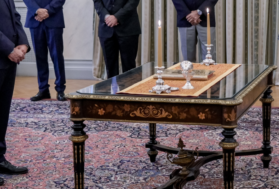 Θα αναβληθεί η τελετή συγχαρητηρίων στον Πρόεδρο;