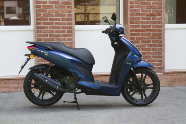 Η UM Motorcycles στην EICMA 2024