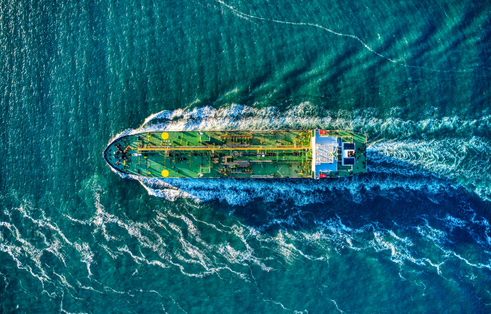 Η ΕΕ εξετάζει την επέκταση της επιχείρησης «Ασπίδες» στα Στενά του Ορμούζ