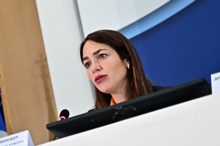 Δόμνα Μιχαηλίδου για τραγούδι Light: «Χτίζουμε ένα μέλλον χωρίς αποκλεισμούς και μίσος»