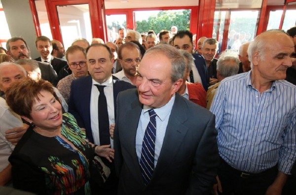 Συνάντηση Καραμανλή με πανμακεδονικές οργανώσεις για το Σκοπιανό