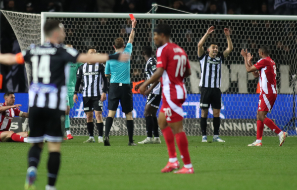 ΠΑΟΚ - Ολυμπιακός 2-1: Ανέβαλαν τη στέψη των Πειραιωτών οι «ασπρόμαυροι»