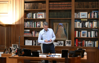 Σενάρια για «Οικουμενική» κυβέρνηση μετά τις εκλογές - Ποια πρόσωπα συζητούνται