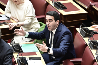 Εκνευρισμένος ο Δένδιας με τον Κατρίνη