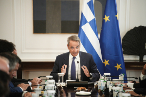 Συναντιέται με τον πρόεδρο του Λιβάνου ο Μητσοτάκης τη Δευτέρα 31/8