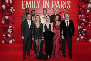 «Emily in Paris»: Η «μονομαχία» του Γάλλου προέδρου με τον δήμαρχο της Ρώμης