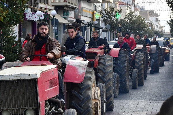 Πορεία με τρακτερ στους δρόμους του Άργους (φωτογραφίες)