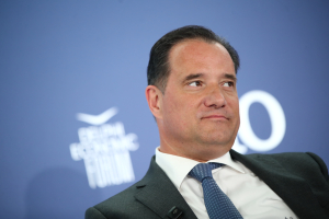 Η «συγγνώμη» Γεωργιάδη για τις ανορθόγραφες πασχαλινές ευχές
