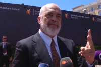 Ράμα: «Τρία πράγματα δεν μπορείς να προβλέψεις: τον Θεό, το σεξ και την ΕΕ» (Βίντεο)