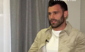 Στάθης Σχίζας: «Δεν βρίσκω σύντροφο γιατί ψάχνω τη μάμα μου» (Βίντεο)