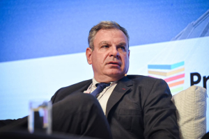 Καμπανάκι Βέττα για τα «απογειωμένα» ενοίκια: «Δεν θα υπάρξει εύκολη λύση»