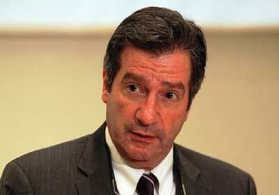 Για τα δικαιώματα προσφύγων, φτωχών και αστέγων συζήτησαν Καμίνης - Μούιζνιεκς