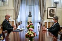 Συναντήσεις Δένδια με εκπροσώπους κομμάτων, ενημέρωση για Ουκρανία και Ανατολική Μεσόγειο, μήνυμα στην Άγκυρα