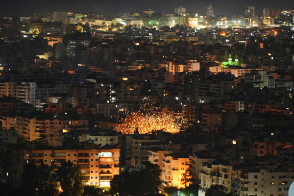 Νύχτα νέων βομβαρδισμών στη Μέση Ανατολή - Τραμπ: Ο πόλεμος θα τελειώσει όταν το θέλω εγώ