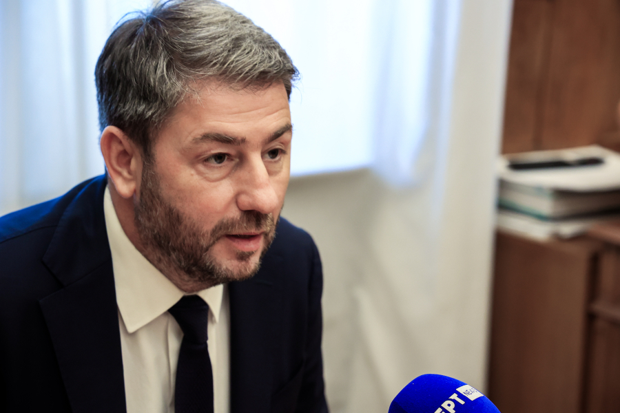 Ανδρουλάκης: Θέση του ΠΑΣΟΚ είναι η άμεση αξιολόγηση της αίτησης ασύλου