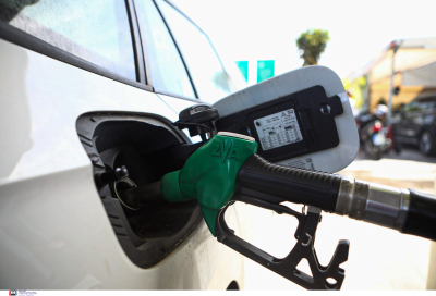 Χωρίς τέλος το «ράλι» ανόδου στα καύσιμα, όλο και πιο κοντά το εφιαλτικό σενάριο για 3 ευρώ το λίτρο η βενζίνη (βίντεο)