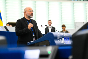 Σάκης Αρναούτογλου: Η κυβερνητική ανεπάρκεια εκθέτει την Ελλάδα, θέτει σε κίνδυνο την ασφάλεια των πτήσεων