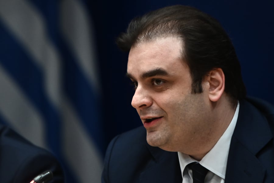 Συνάντηση Πιερρακάκη με τον Γενικό Γραμματέα του ΟΟΣΑ