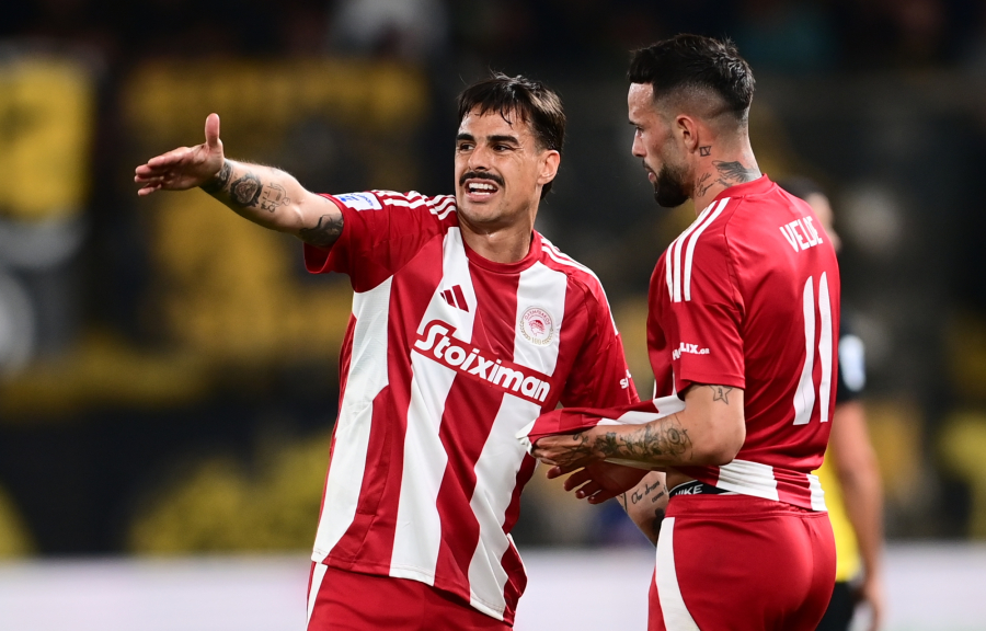 ΑΕΚ - Ολυμπιακός 0-2: Πρωταθλητές εμφανίστηκαν οι «ερυθρόλευκοι»