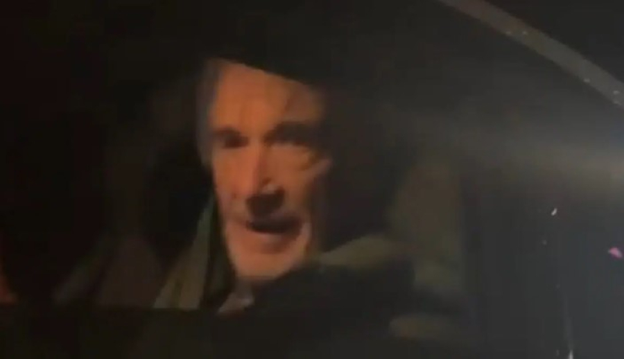 «Ντου» οπαδών στον Σερ Τζιμ Ράτκλιφ: «Γελάς; Άντε γ@μήσ@@!» (video)