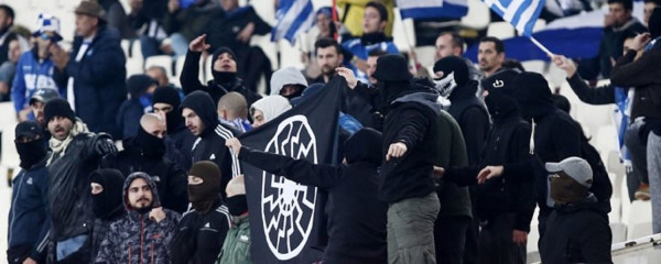 Με τιμωρία από την UEFA κινδυνεύει η Εθνική Ελλάδος για τους Ναζί στον αγώνα με την Εσθονία