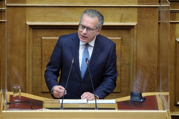 Κουμουτσάκος: Εθνικά ορθή και επιβεβλημένη η επέκταση των χωρικών υδάτων στο Ιόνιο