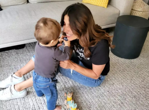 Γιαγιά για δεύτερη φορά η Πόπη Τσαπανίδου