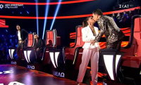 «The Voice»: Το on air φιλί Παπαρίζου – Μαζωνάκη και το σχόλιο του Μάστορα (Βίντεο)