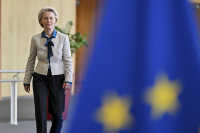 Η ΕΕ «χτυπά» τον σκιώδη στόλο του Κρεμλίνου με νέες κυρώσεις