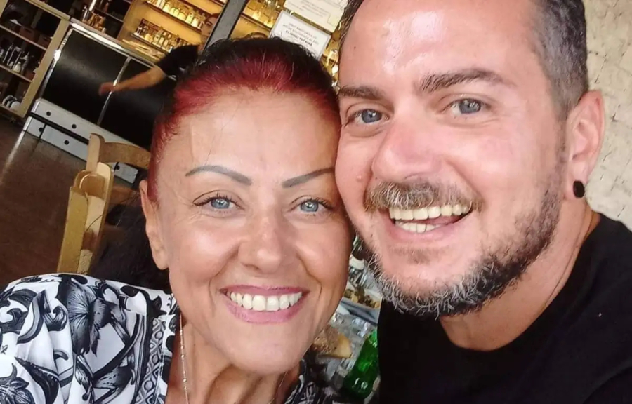 Συγκινεί ο ηθοποιός που έχασε τη μητέρα του στα Τέμπη: «Είναι ό,τι χειρότερο μου έχει συμβεί ποτέ»