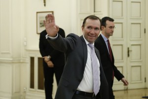 Κυπριακό: Για νέο κύκλο επαφών επιστρέφει ο Άιντε
