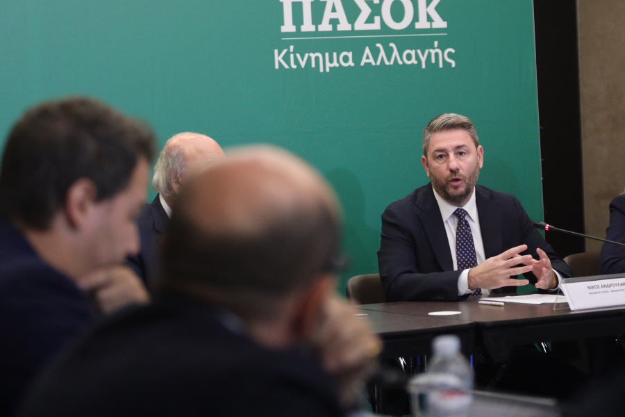 Νίκος Ανδρουλάκης: «Η κυβέρνηση επιτρέπει την αισχροκέρδεια των καρτέλ»