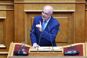 Φλωρίδης: Οι συνωμότες πολιτικοί ζητούν να παραιτηθώ – Επιμένω στη φράση μου για τα «μπάζα»