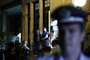 Δολοφονία Ζαφειρόπουλου: Βρέθηκαν όπλα σε έρευνα στην Καλλιθέα