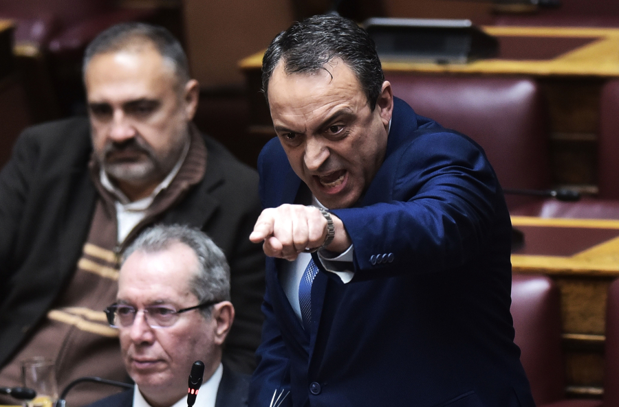 Γάμος ομόφυλων: Κατατέθηκε αίτημα για ονομαστική από Σπαρτιάτες και Νίκη