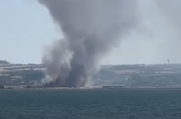 Φωτιά στον οικισμό Τσαΐρια στη Θεσσαλονίκη - Ήχησε το 112