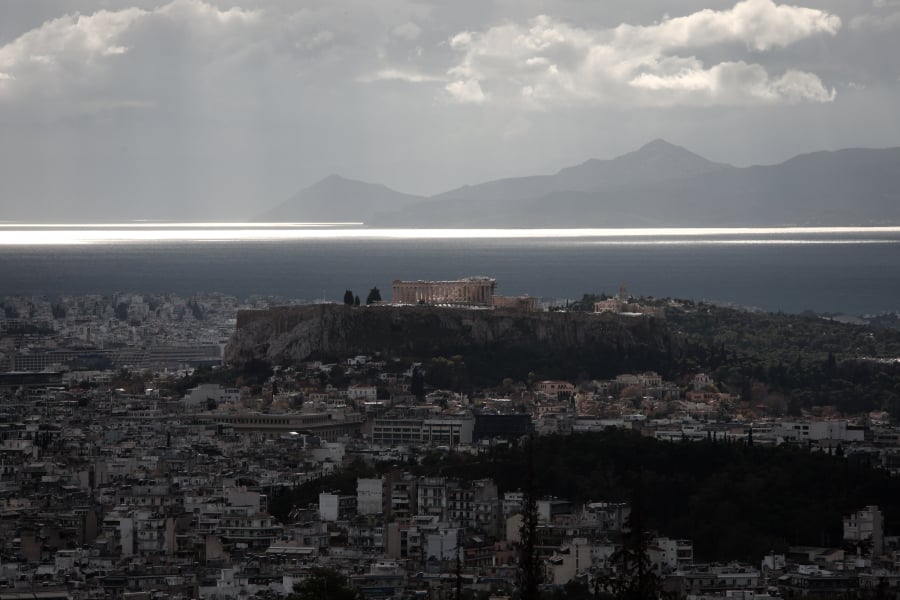 ΙΟΒΕ: Υποχώρηση του οικονομικού κλίματος τον Απρίλιο