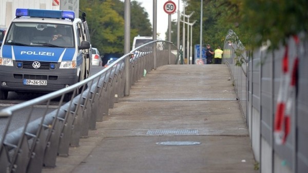 Το Βερολίνο επιμένει στην παράταση των ελέγχων στα γερμανοαυστριακά σύνορα