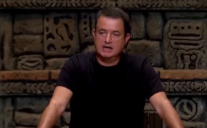 Survivor: Η στιγμή που ο Ατζούν Ιλιτζαλί ανακοινώνει στους παίκτες τον τραυματισμό του Φλώρου