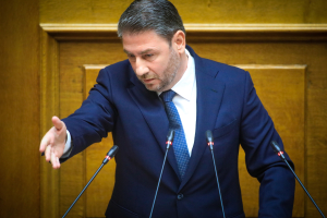 «Σκιώδη κυβέρνηση» φτιάχνει ο Ανδρουλάκης;